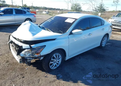 2013 Nissan Altima 2.5 S z USA, uszkodzony, nr VIN 1N4AL3AP2DC226558